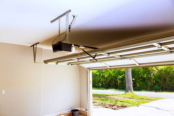 Top rated local Garage Door Roller Replacement specialists in Berkeley, MO